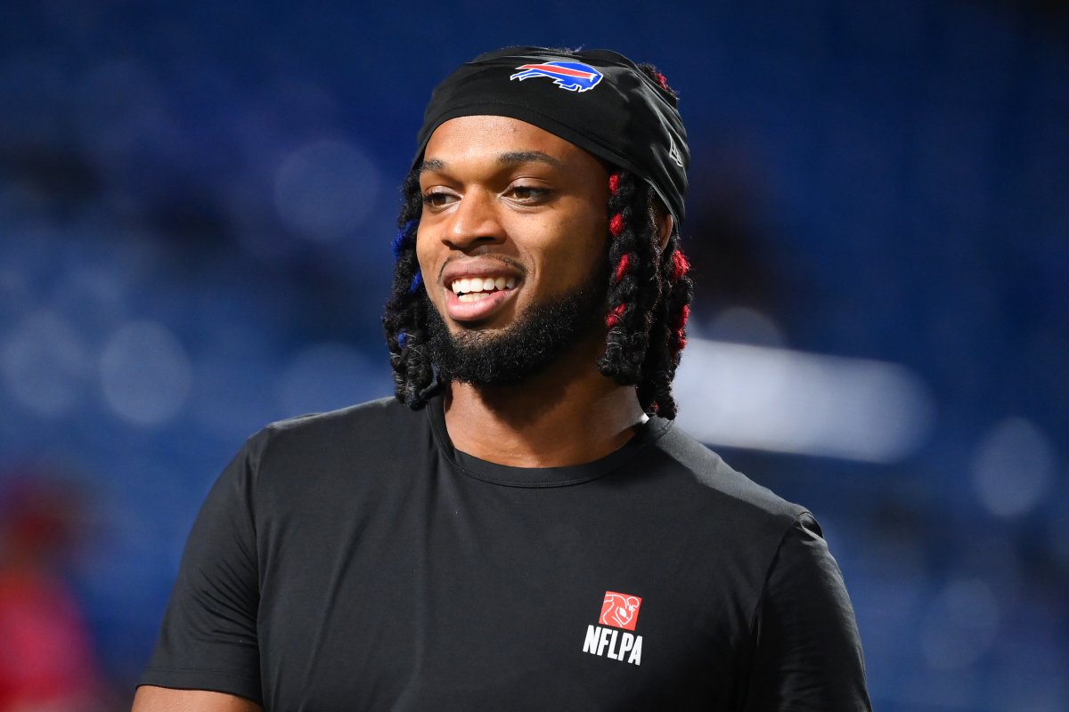 Damar Hamlin 3 Buffalo Bills